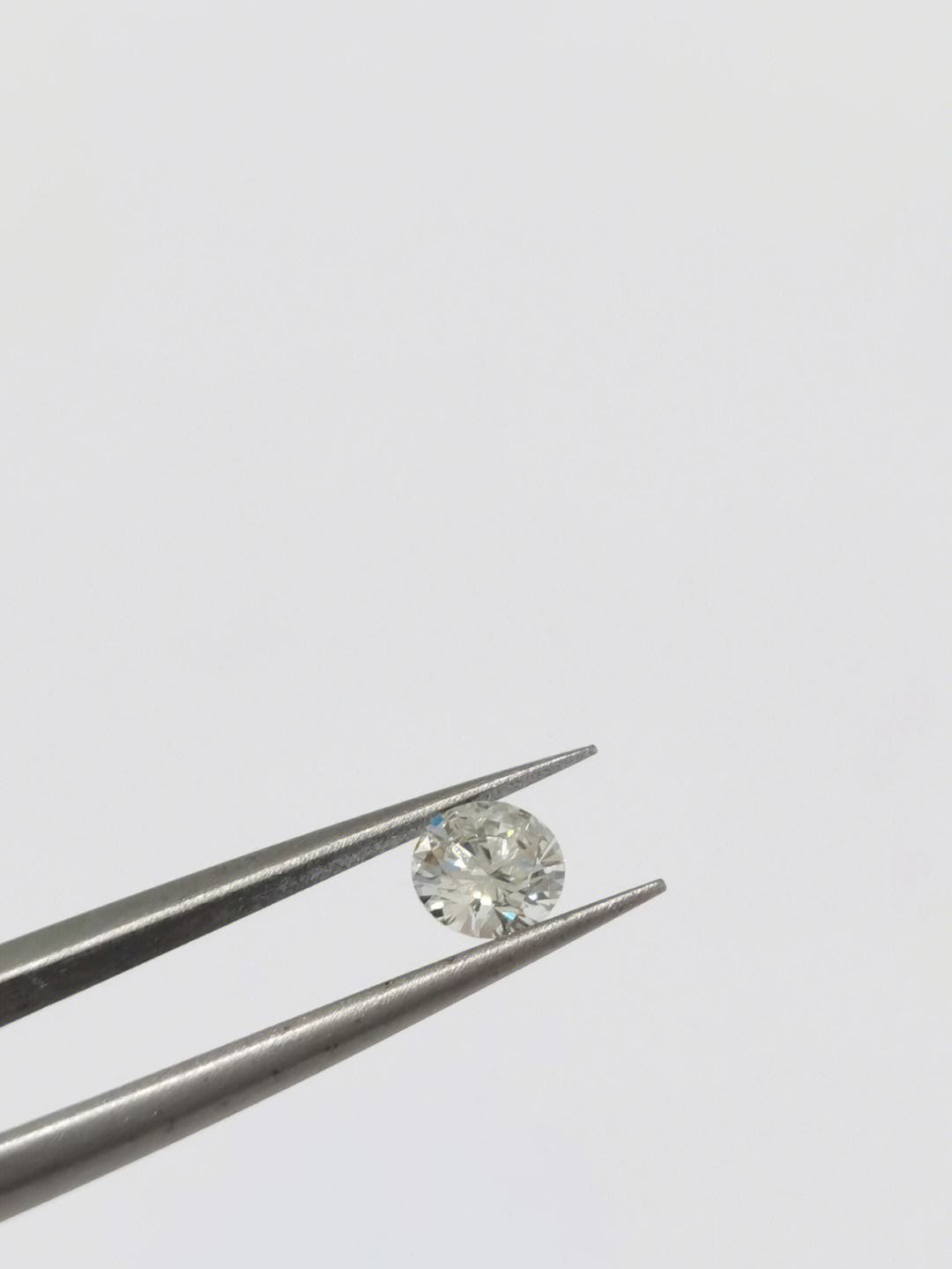 50分裸钻价格(50分裸钻价格多少钱 gia g色 vvs2 2ex)