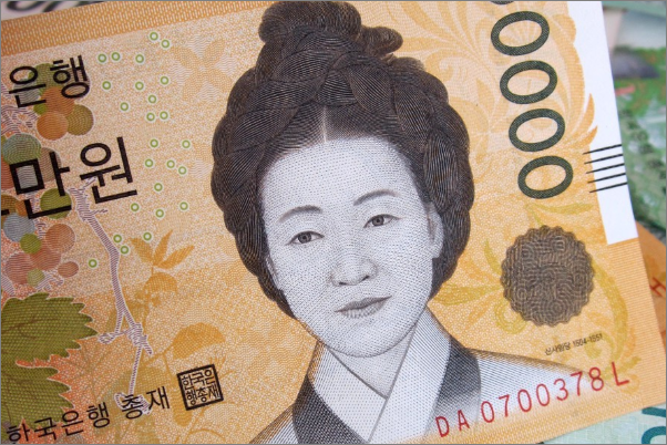 关于59000韩元折合人民币多少钱的信息