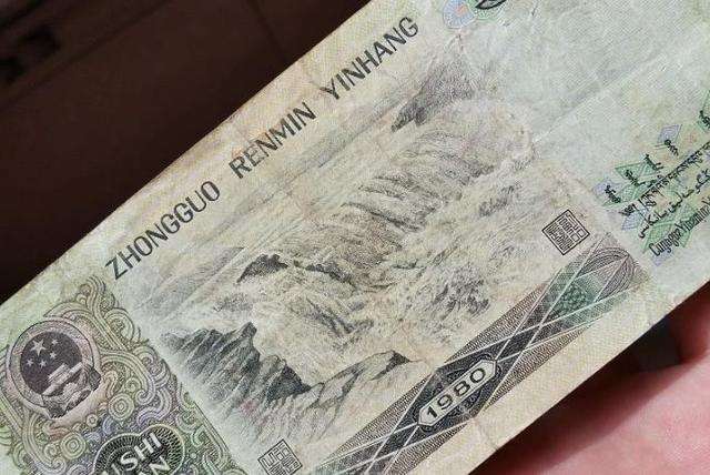 6000是多少人民币(韩币226000是多少人民币)